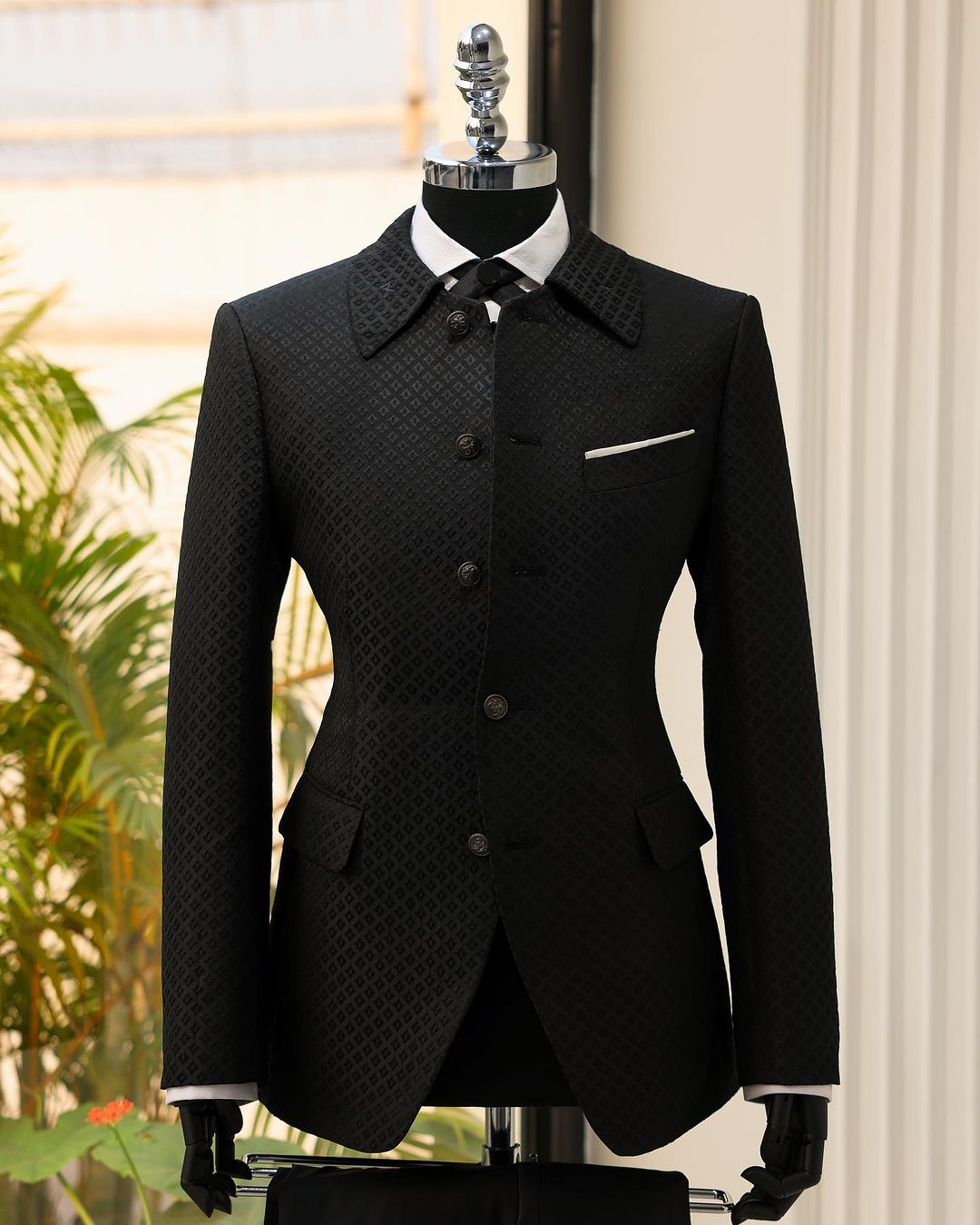 Victor Baron Safari Suits, with detachable sleeves. – Emmydray Store